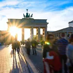 Neu Ausgestattete Wohnung In Berlin - Ruhige Lage