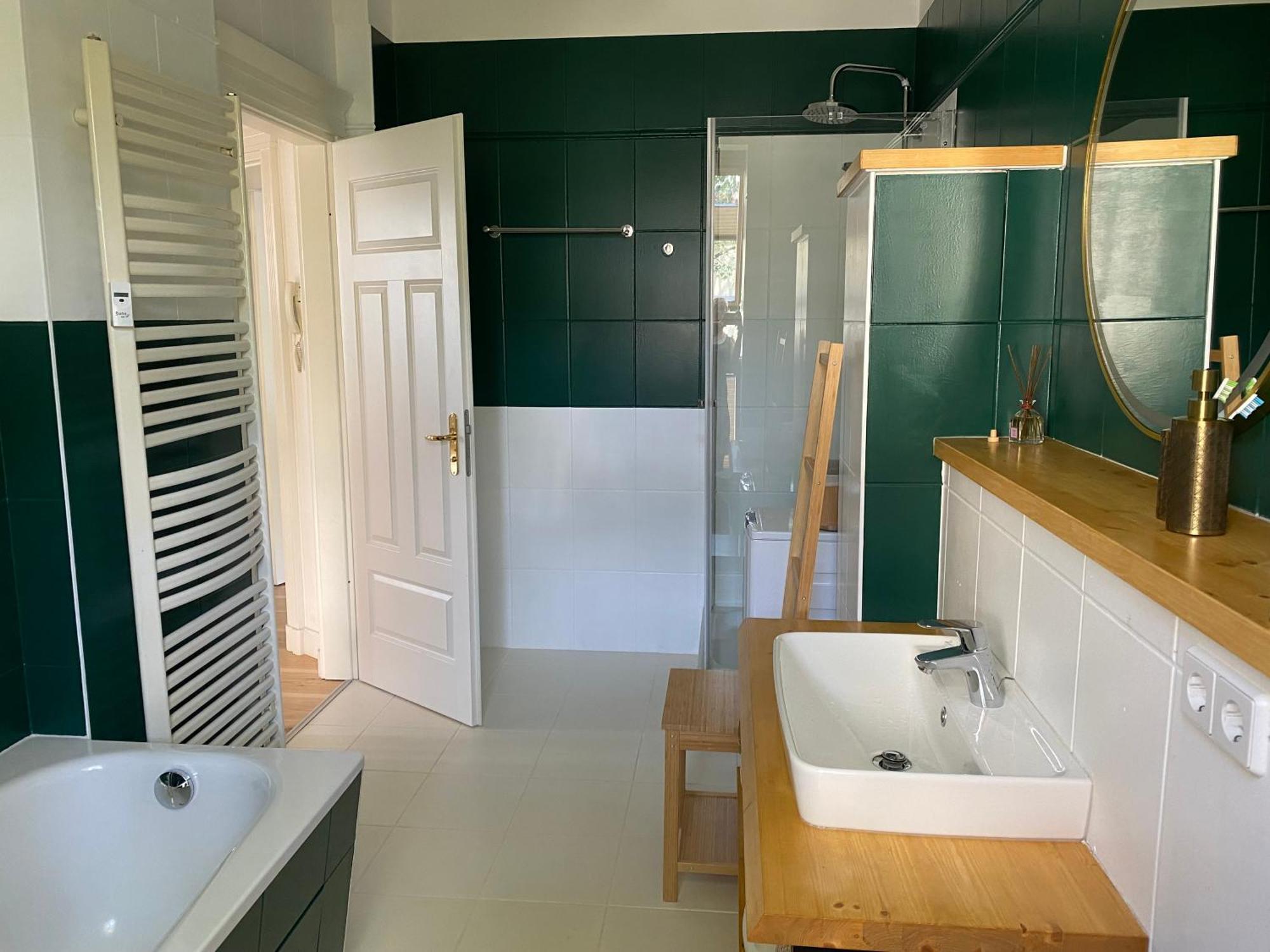 Appartement Neu Ausgestattete In - Ruhige Lage